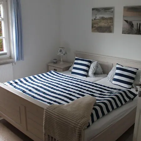 Apartamento Ferienwohnung-haubentaucher Zingst