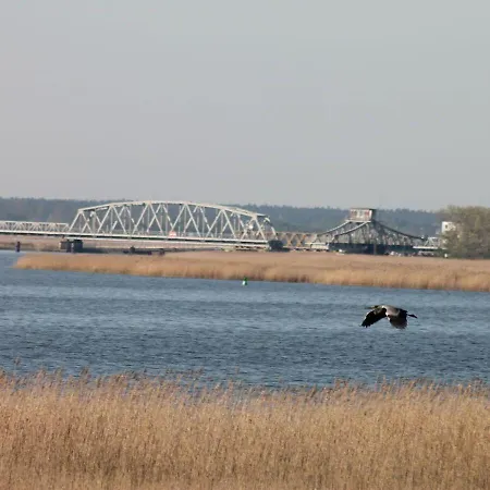 Ferienwohnung-haubentaucher Apartamento Zingst